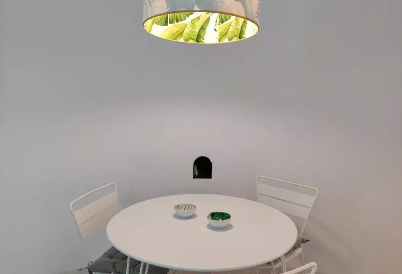 Apartamentos Y Estudios Céntricos Conil Home Suite