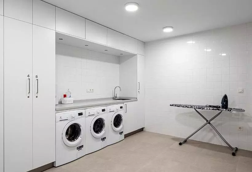 Apartamentos Y Estudios Céntricos Conil Home Suite