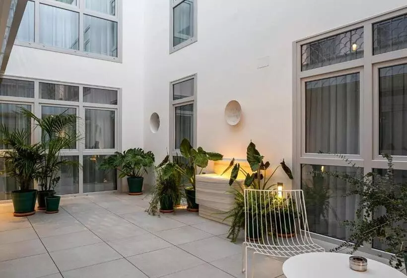 Apartamentos Y Estudios Céntricos Conil Home Suite