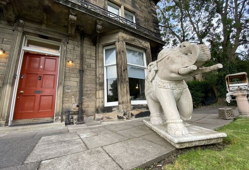 هتل No6 West Coates