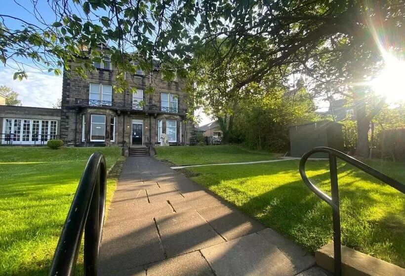 هتل No6 West Coates