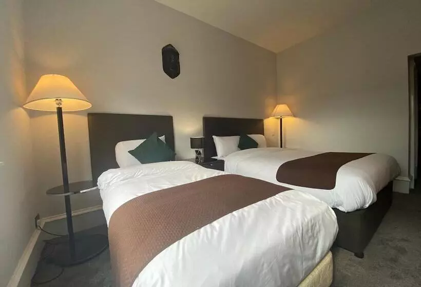 هتل No6 West Coates