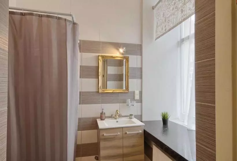 پانسیون Taurus Apartments Vilnius