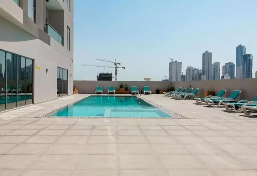 هتل The Spot Residence