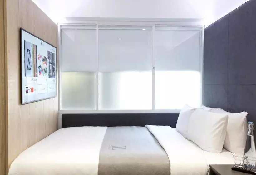 The Z Hotel Trafalgar