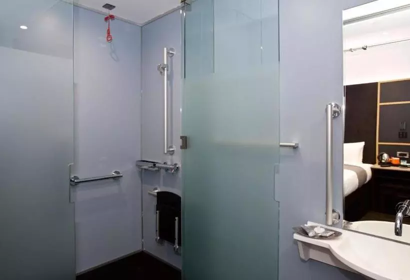 The Z Hotel Trafalgar