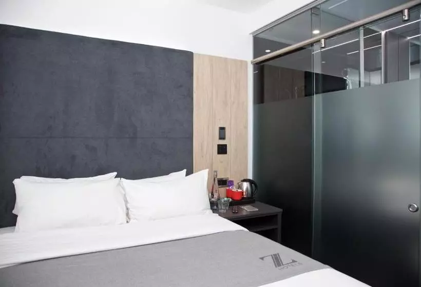 The Z Hotel Trafalgar