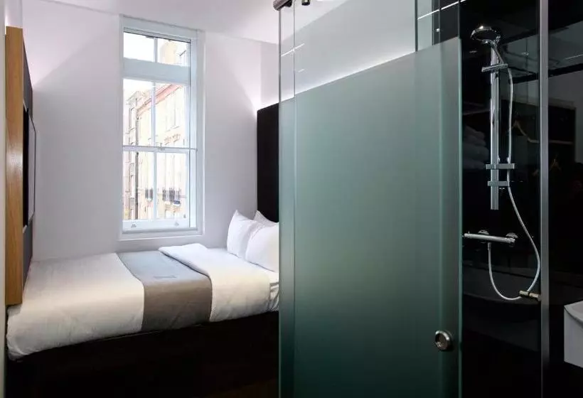 The Z Hotel Trafalgar