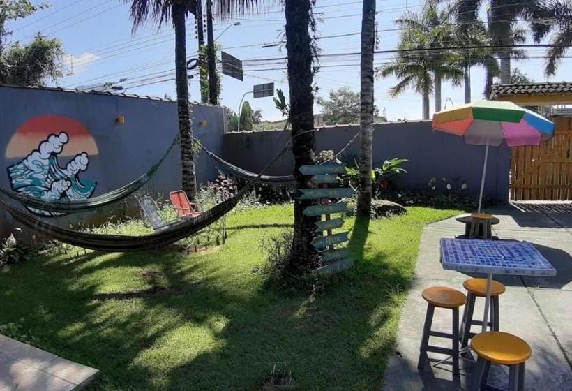 Pé De Serra Pub Hostel