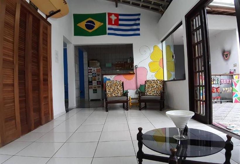 Pé De Serra Pub Hostel