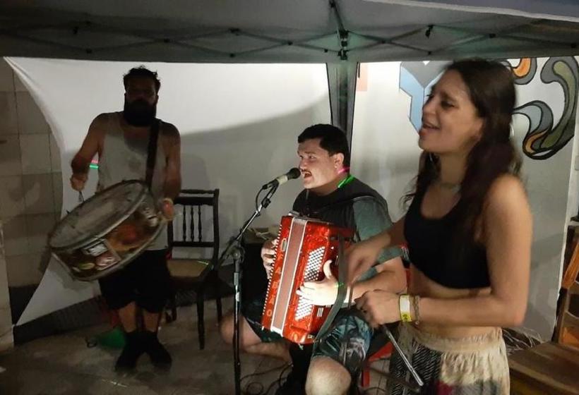 Pé De Serra Pub Hostel