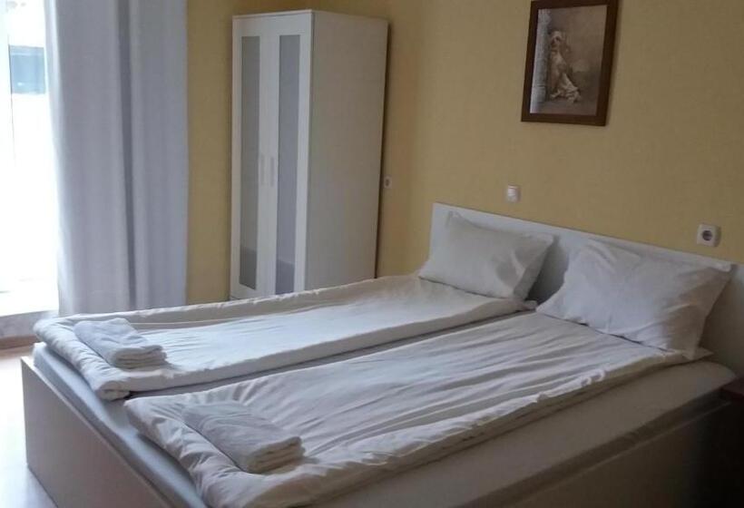 膳宿费 къща за гости Dani Dream