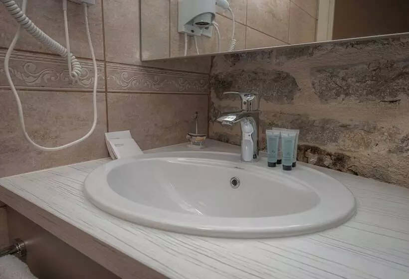 پانسیون Antika Guesthouse