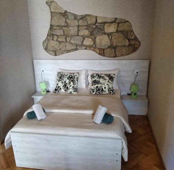 پانسیون Guesthouse Litoros