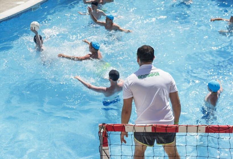 Aparthotel Cye Holiday Centre