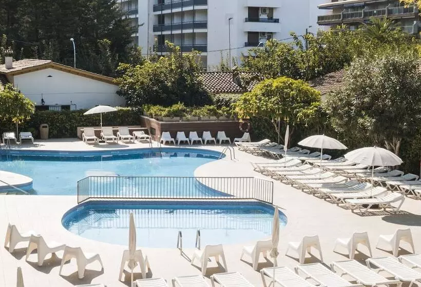 Aparthotel Cye Holiday Centre