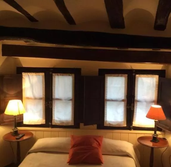 Casa Rural Las Pedrolas