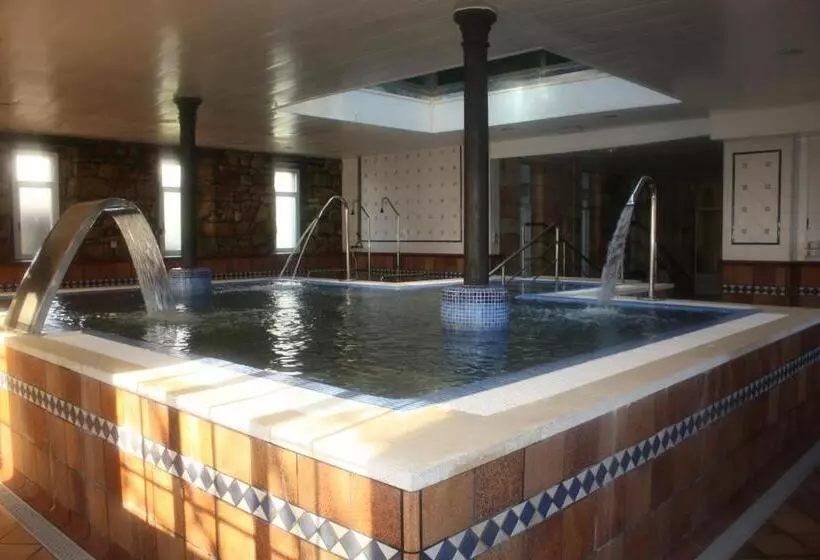 호텔 Balneario De Corconte