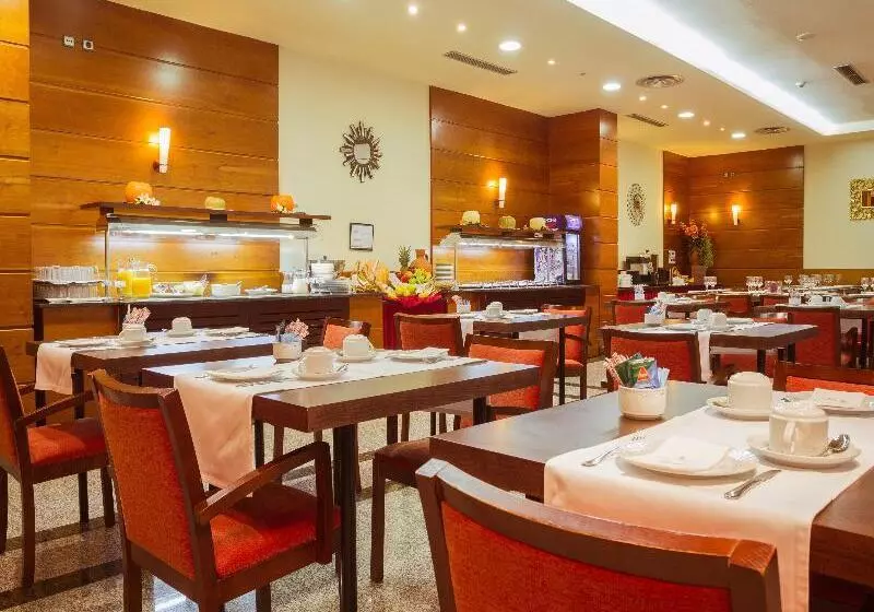 هتل Bardo Recoletos Coco