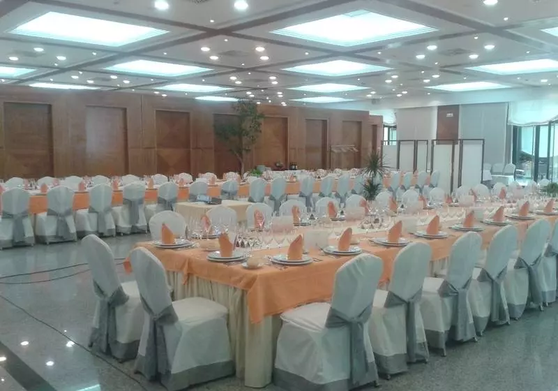 هتل Bardo Recoletos Coco