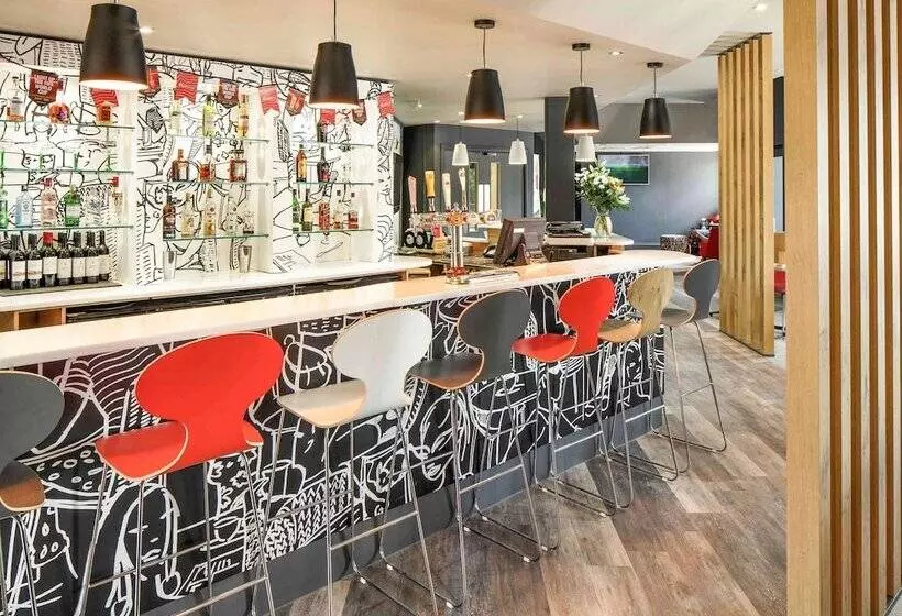 ホテル Ibis Coventry Centre