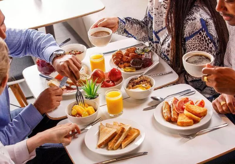 ホテル Ibis London Wembley