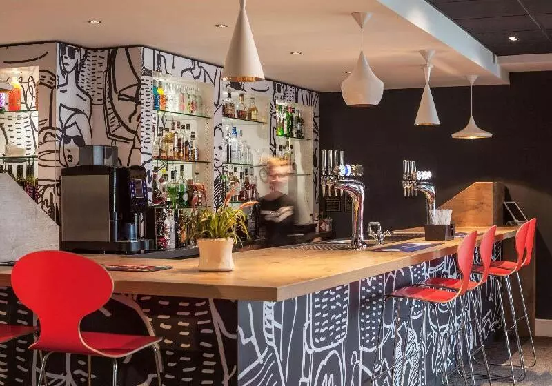 ホテル Ibis London Wembley