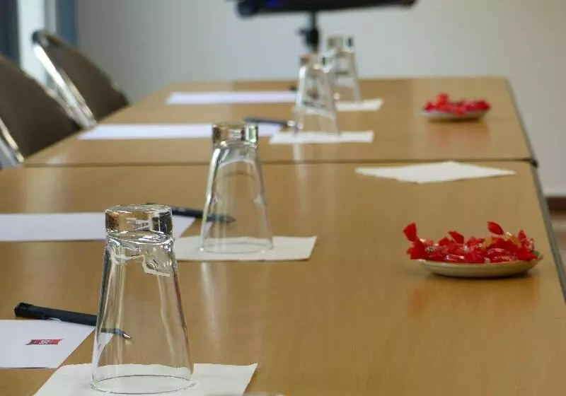 Отель Ibis Styles Pontivy Centre Bretagne