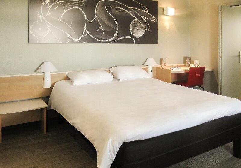 בית מלון כפרי Ibis Styles Pontivy Centre Bretagne