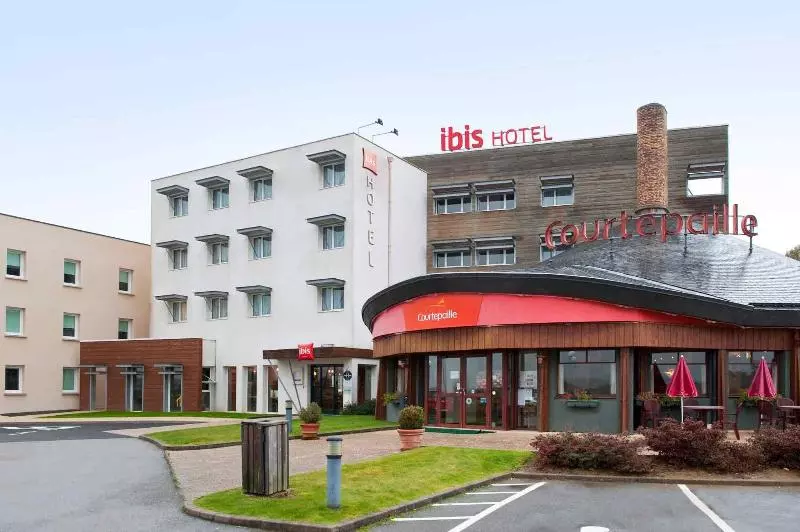 Отель Ibis Styles Pontivy Centre Bretagne
