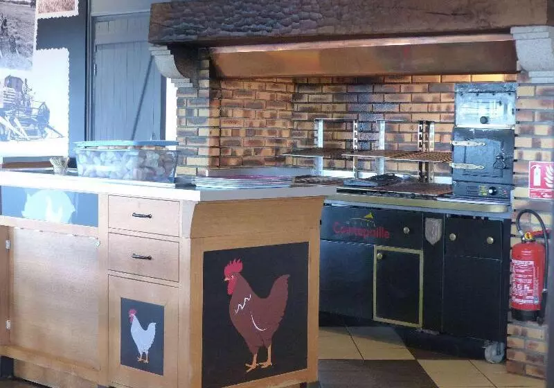 Отель Ibis Styles Pontivy Centre Bretagne