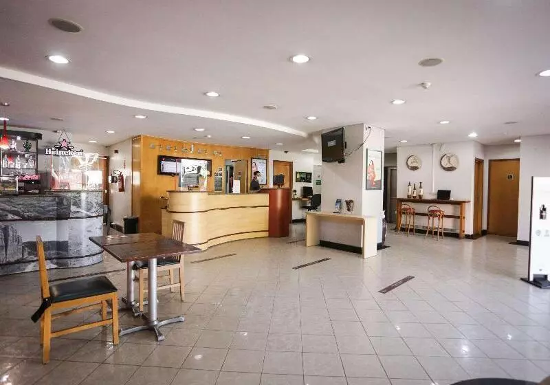 בית מלון כפרי Ibis Teresina