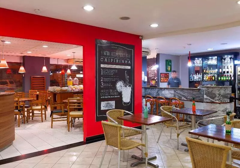 בית מלון כפרי Ibis Teresina