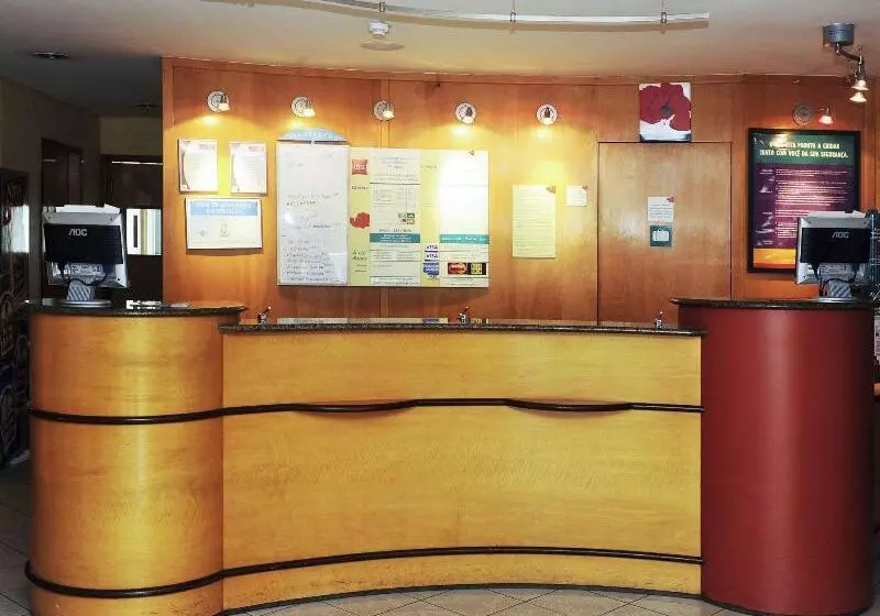 בית מלון כפרי Ibis Teresina