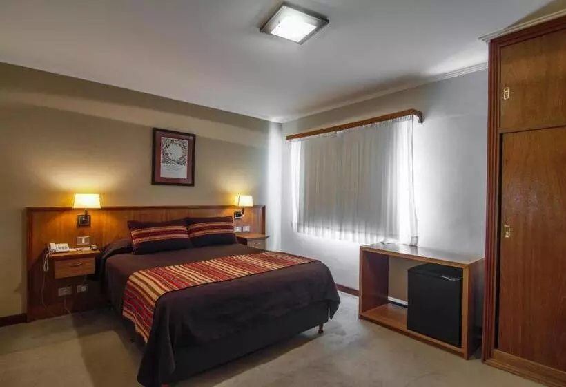 בית מלון כפרי Milan