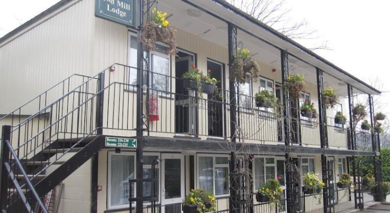 Old Mill Hotel & Lodge