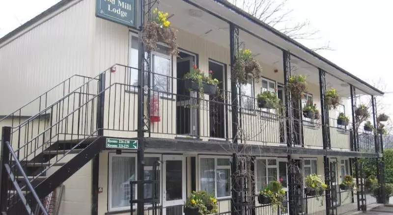Old Mill Hotel & Lodge