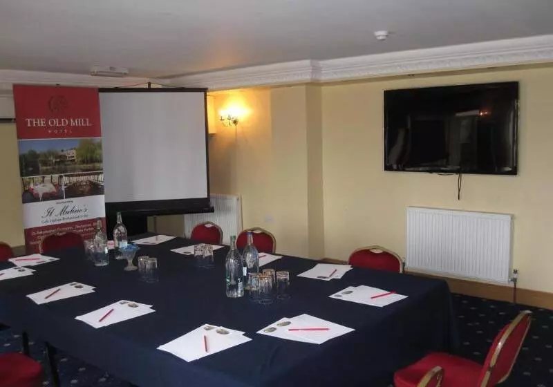 Old Mill Hotel & Lodge