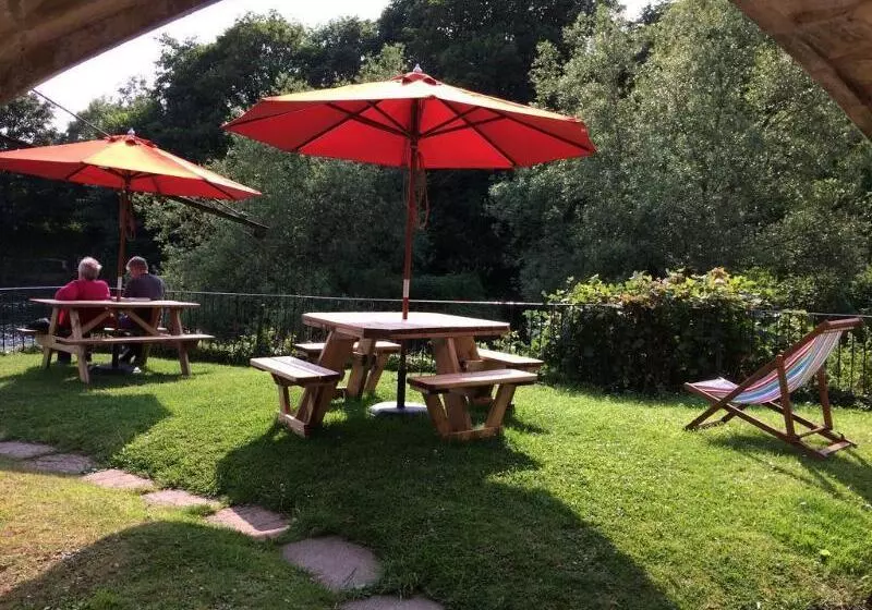 Old Mill Hotel & Lodge