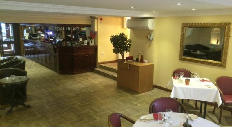 Old Mill Hotel & Lodge