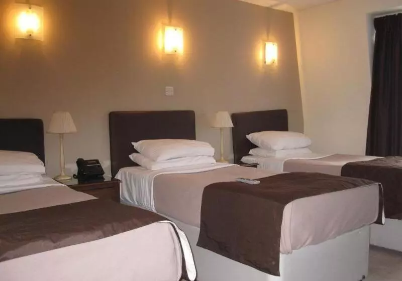 Old Mill Hotel & Lodge