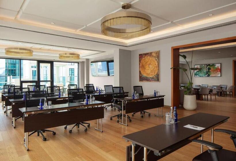 ホテル Sheraton Istanbul Levent