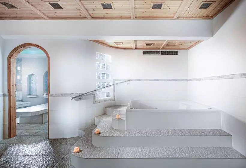 هتل Steigenberger Nile Palace Luxor Convention Center