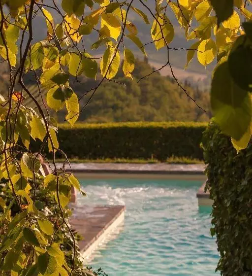 فندق Villa I Barronci Resort & Spa