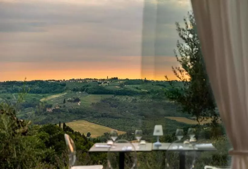 فندق Villa I Barronci Resort & Spa