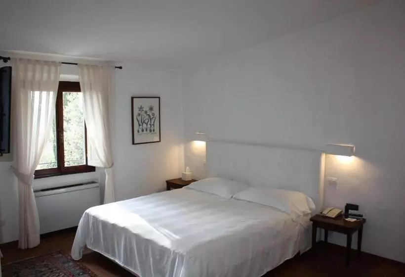 فندق Villa I Barronci Resort & Spa