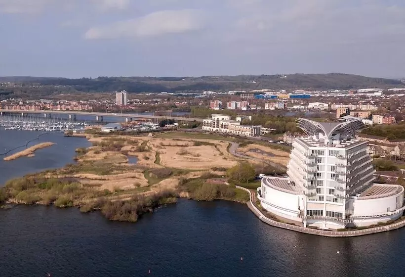 Отель Voco St. David S Cardiff, An Ihg