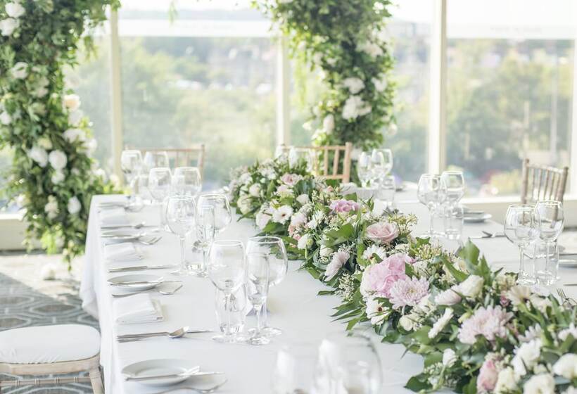 酒店 Voco St. David S Cardiff, An Ihg