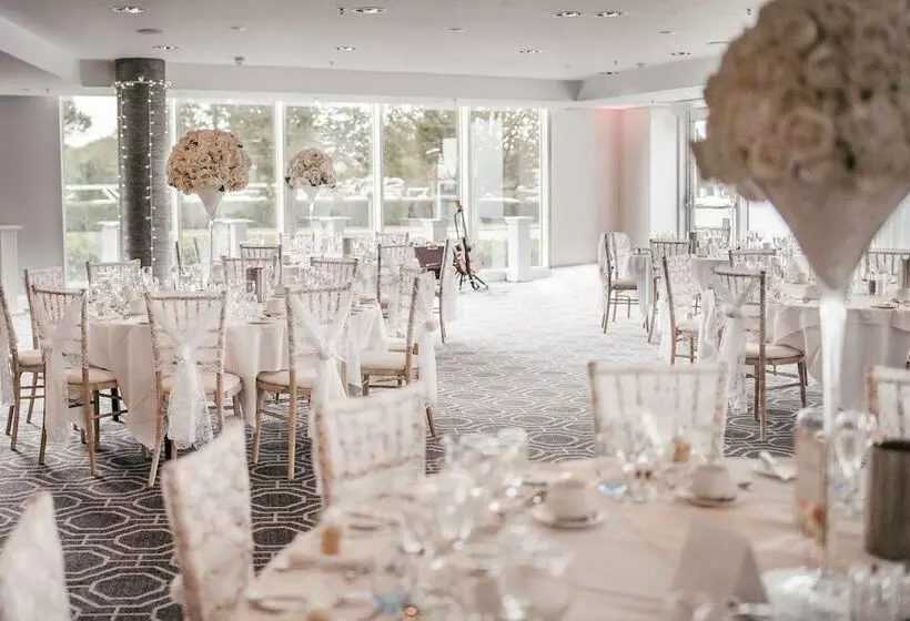 Отель Voco St. David S Cardiff, An Ihg