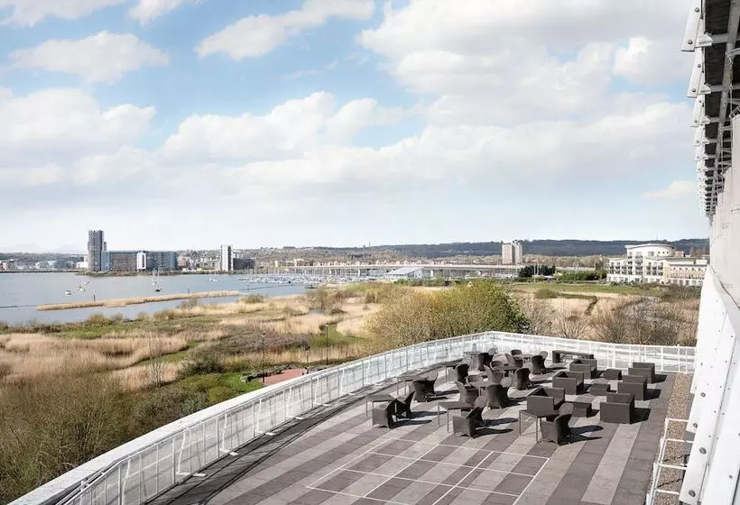 Отель Voco St. David S Cardiff, An Ihg